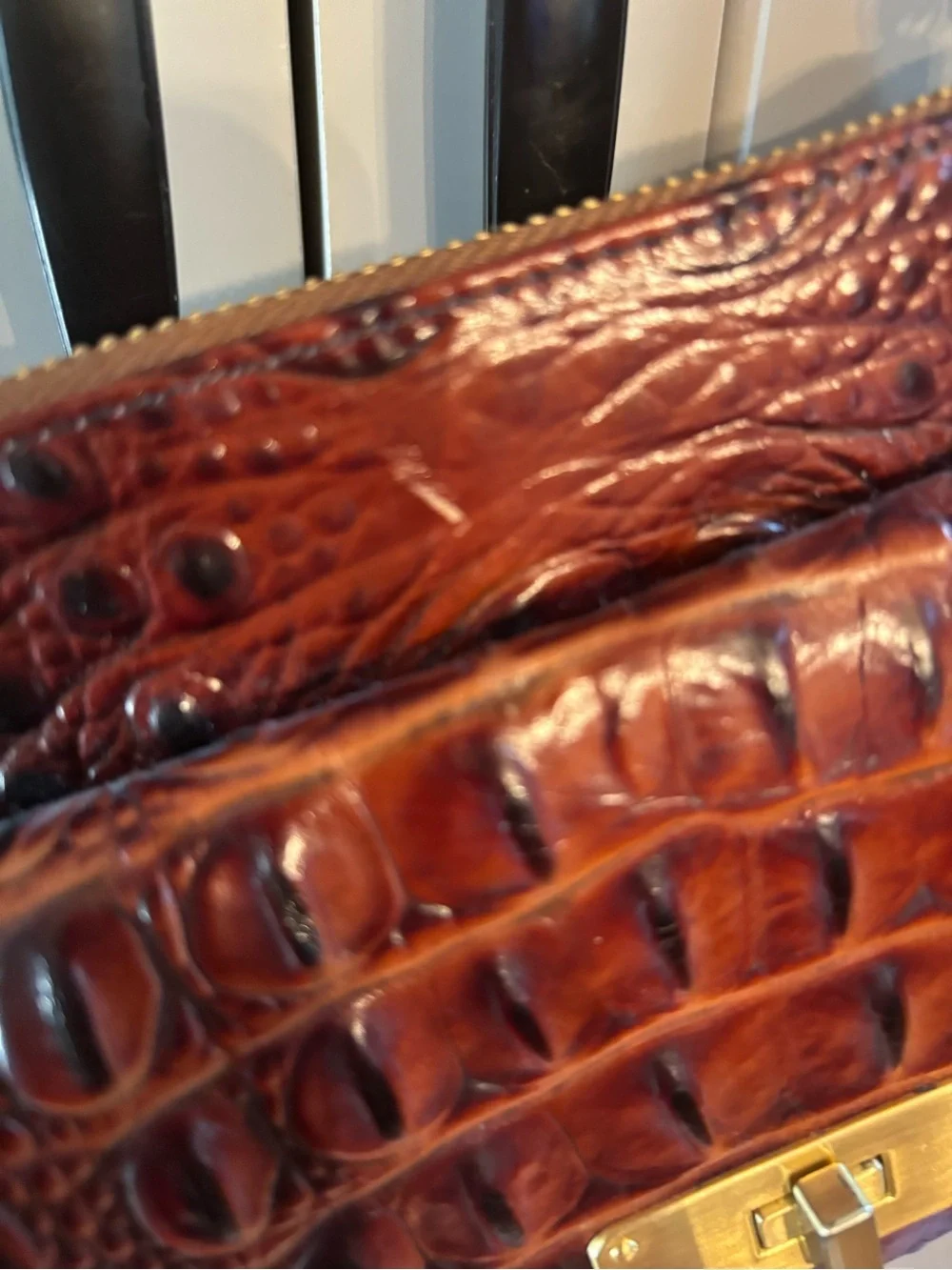 BRAHMIN Melbourne Manhattan Pecan Croc Embossed Leather Turnlock Crossbody Bag